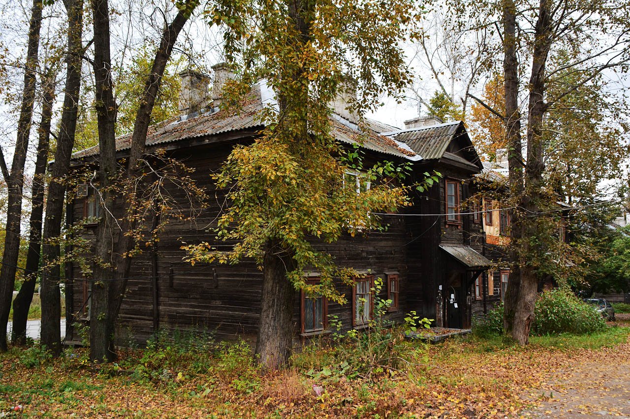 Пермь, Улица Карпинского, 11