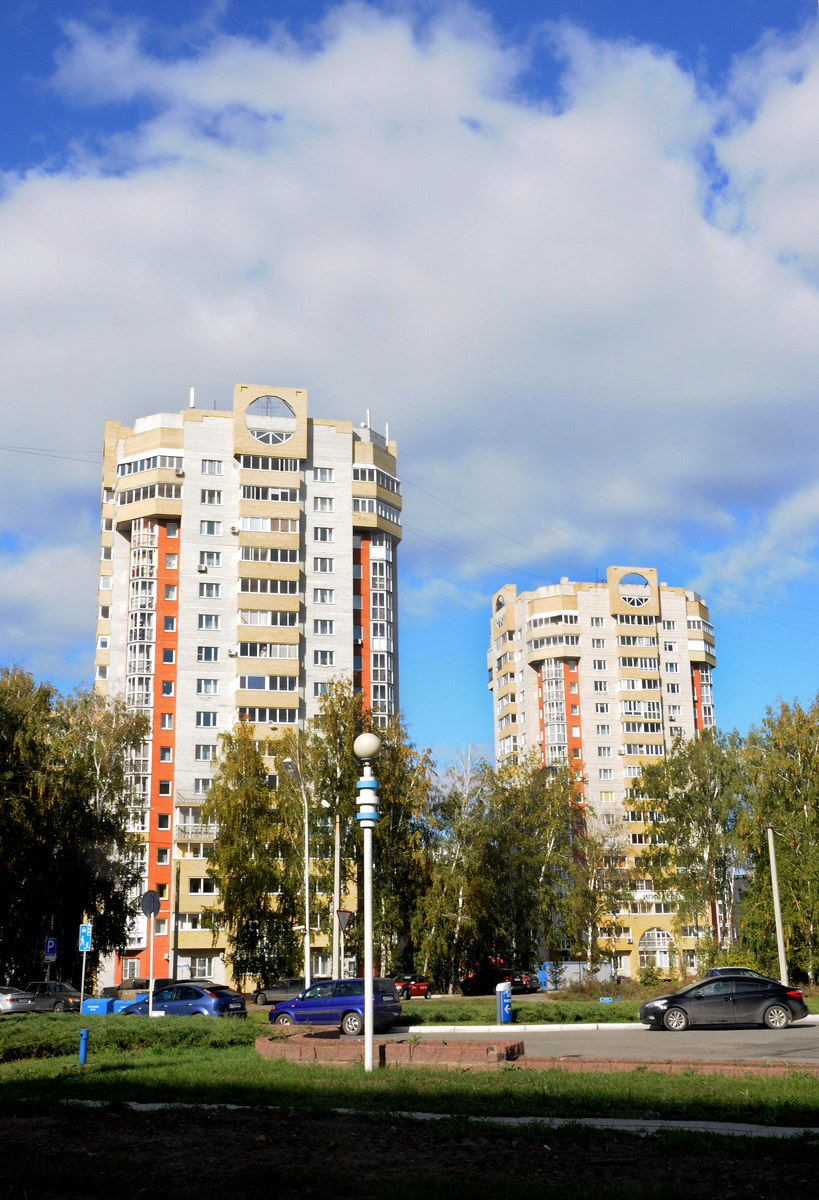 Омск, Улица Ватутина, 16; Улица Ватутина, 14