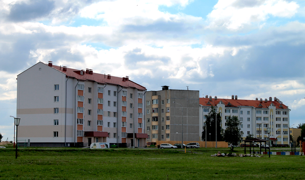 Хойники, Улица 70 лет Октября, 12