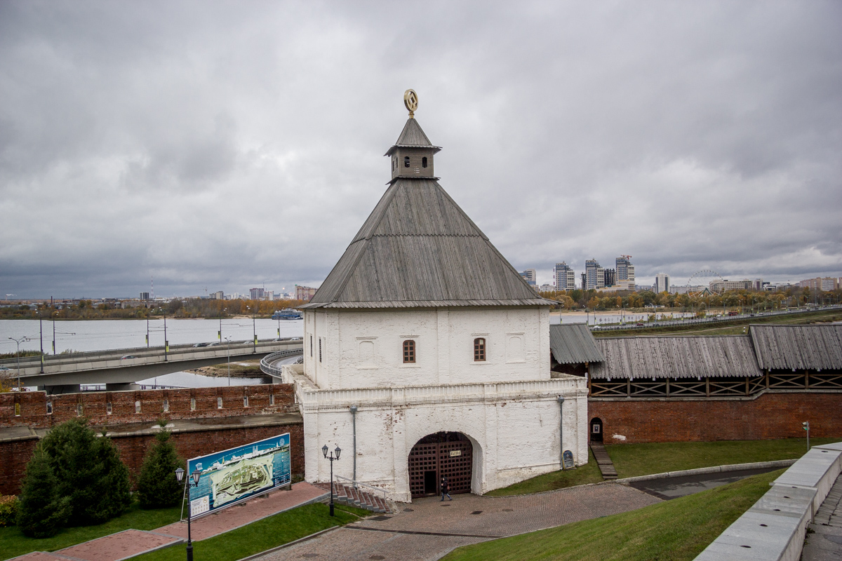 Казань, Кремль, 1Б