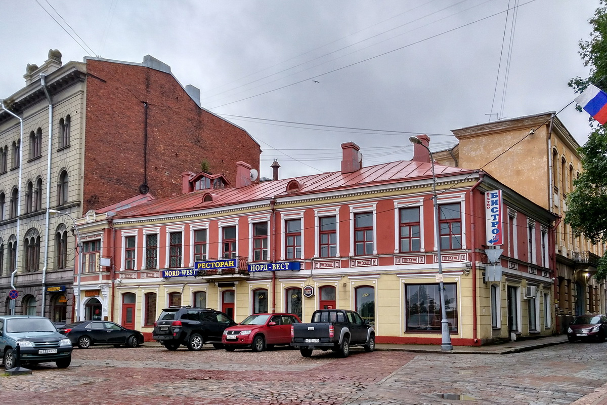 Выборг, Красноармейская улица, 17