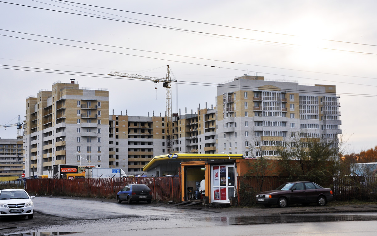Омск, Улица Архиепископа Сильвестра, 1; Улица Архиепископа Сильвестра, 3; Сибирский проспект, 15; Сибирский проспект, 15/1