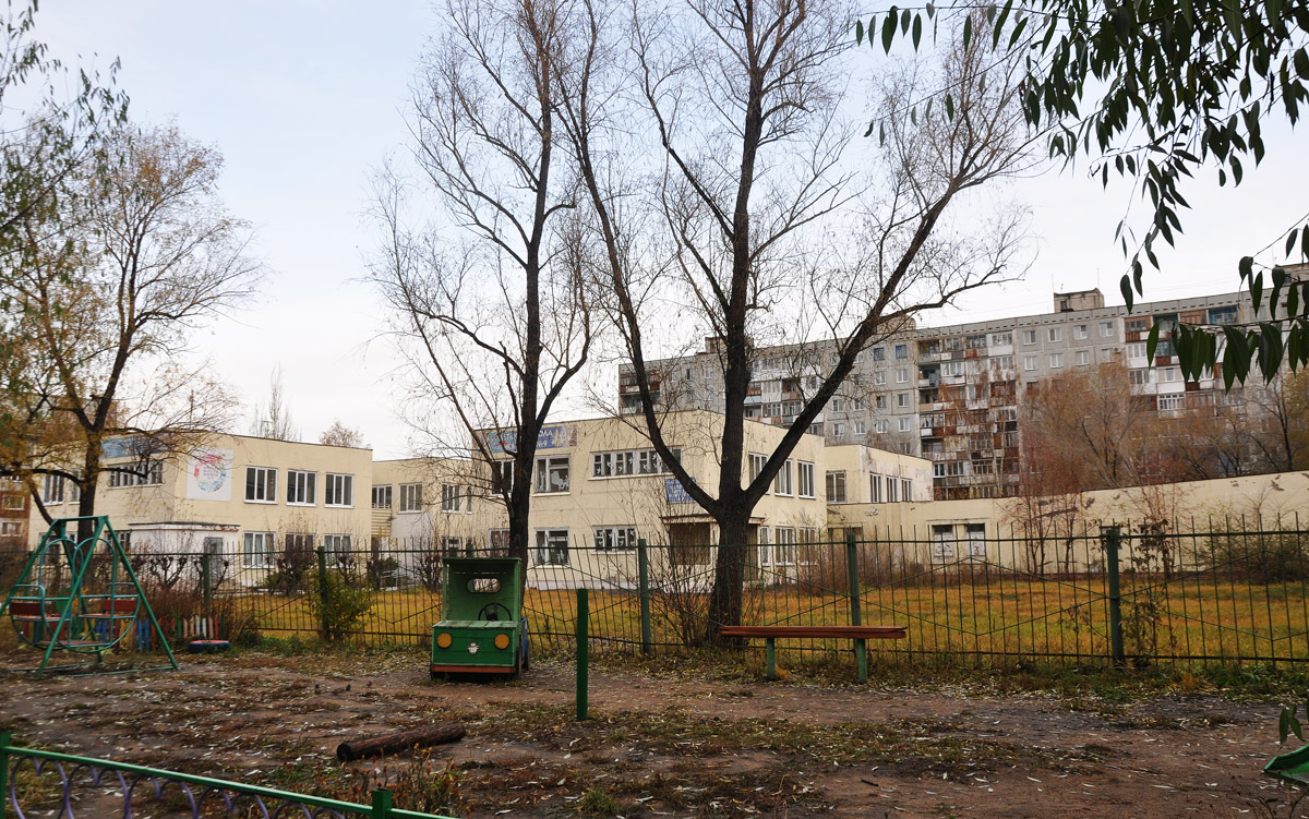 Omsk, Моторная улица, 1/1; Моторная улица, 1