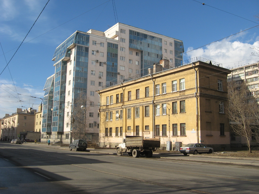 Санкт-Петербург, Улица Трефолева, 9 корп. 2; Улица Трефолева, 7