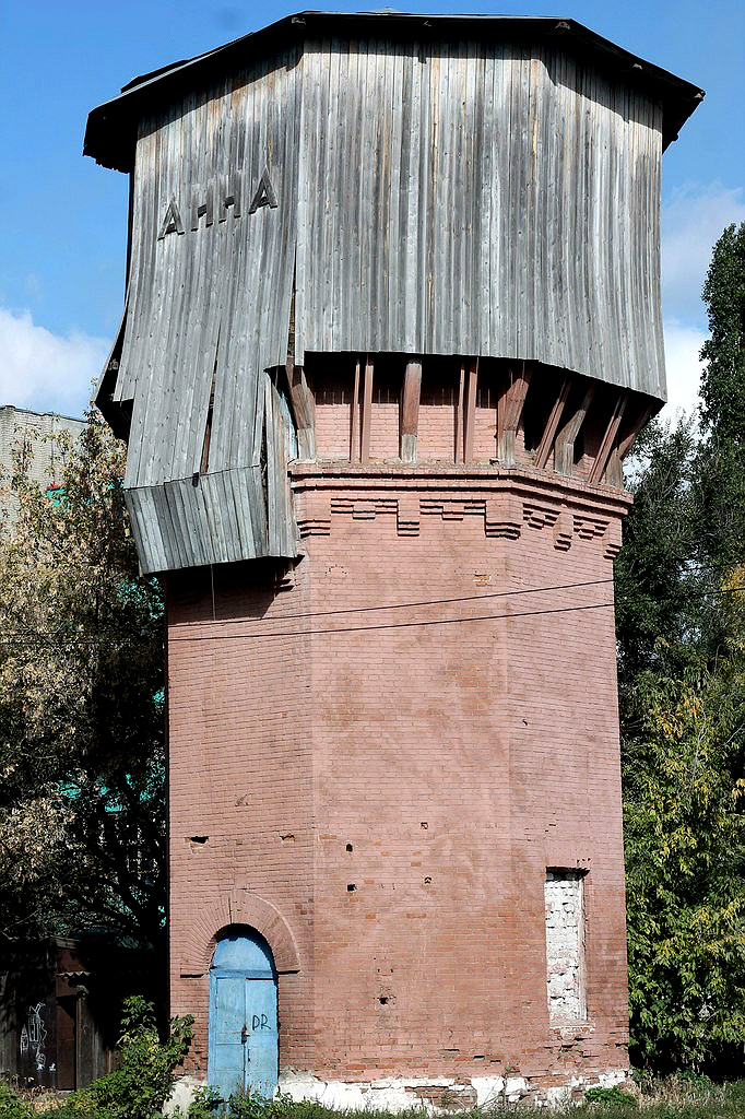 Анна, Капорская улица, 21