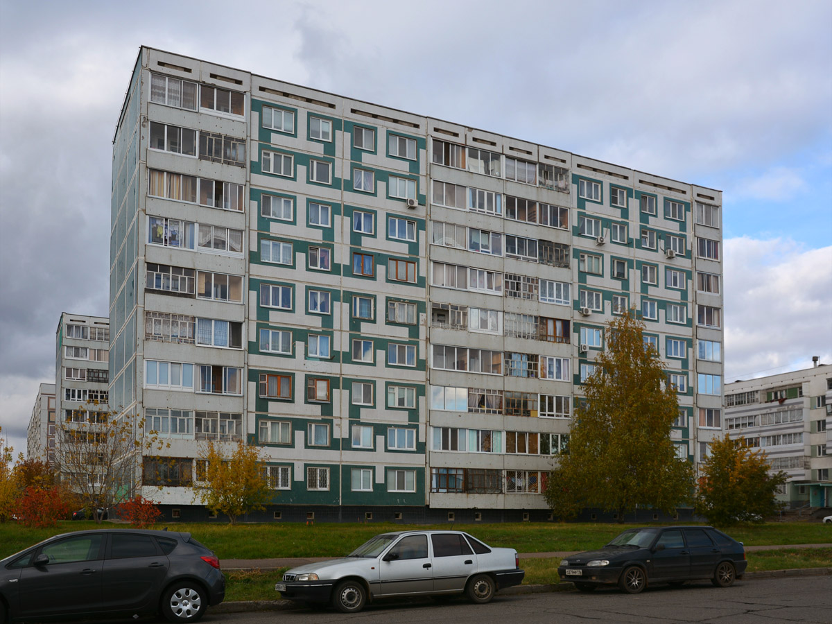 Набережные Челны, Улица Шамиля Усманова, 7