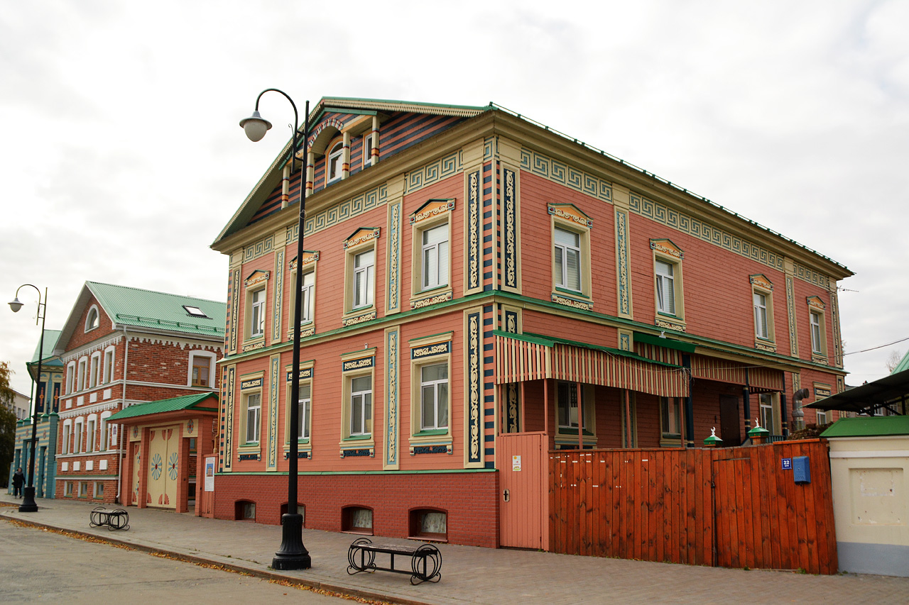 Казань, Улица Каюма Насыри, 24