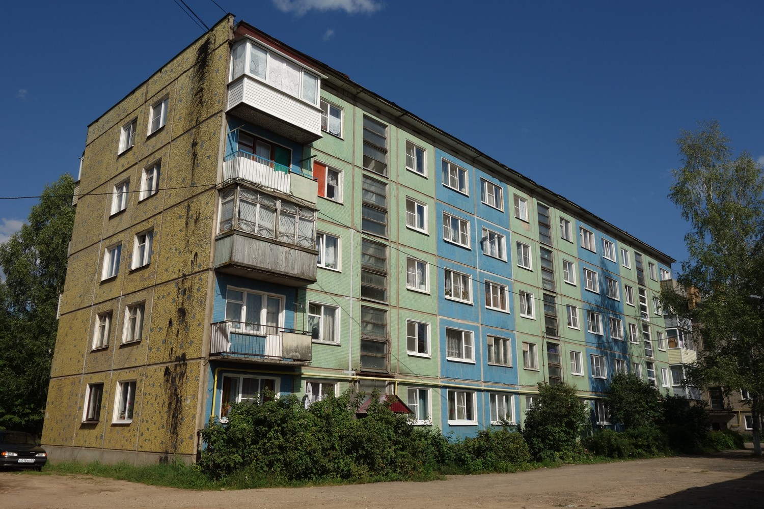Крестцы, Железнодорожная улица, 34