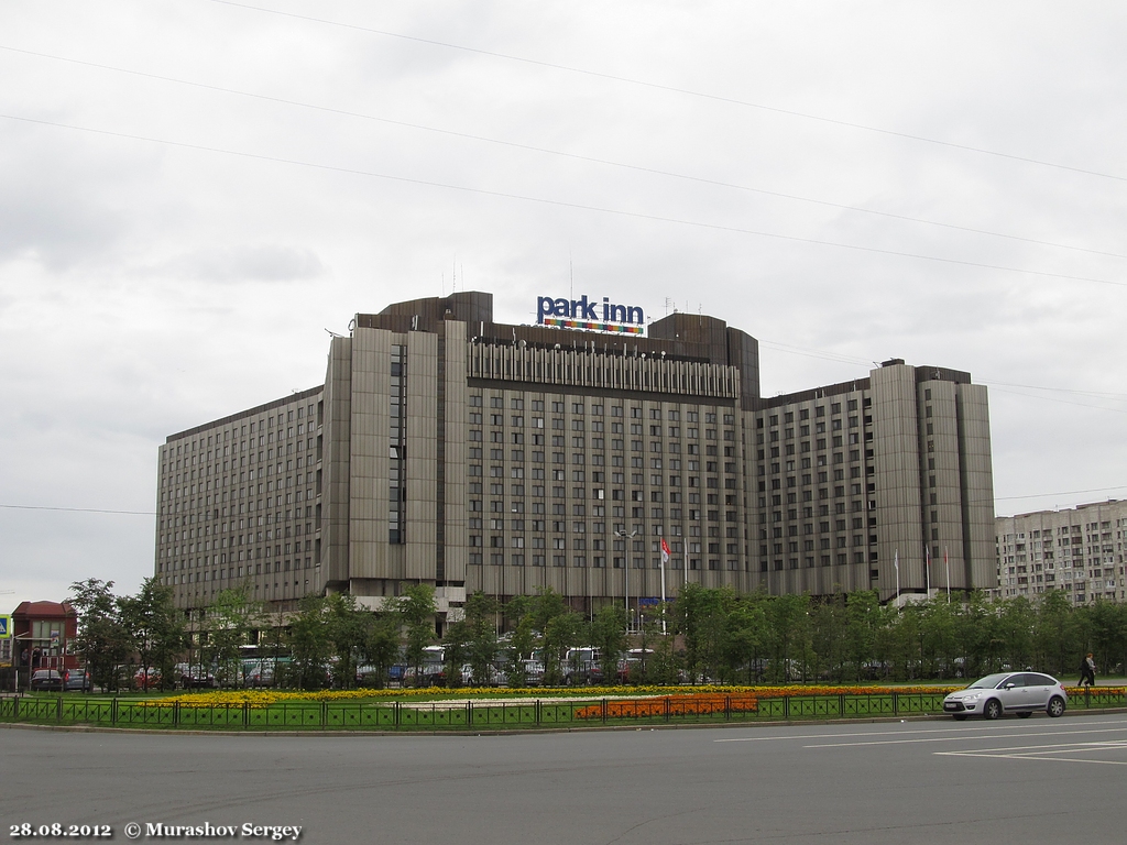 Санкт-Петербург, Улица Кораблестроителей, 14