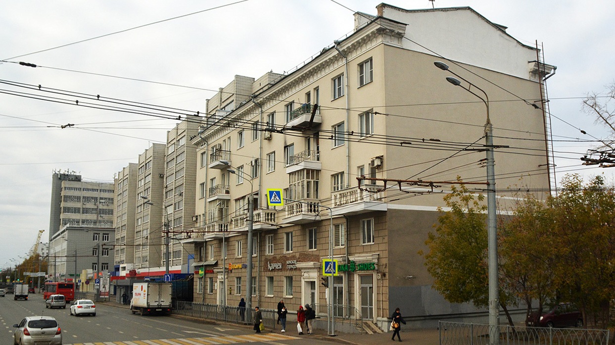 Казань, Улица Татарстан, 22 / Улица Габдуллы Тукая, 41; Улица Татарстан, 20; Улица Татарстан, 18; Улица Татарстан, 16