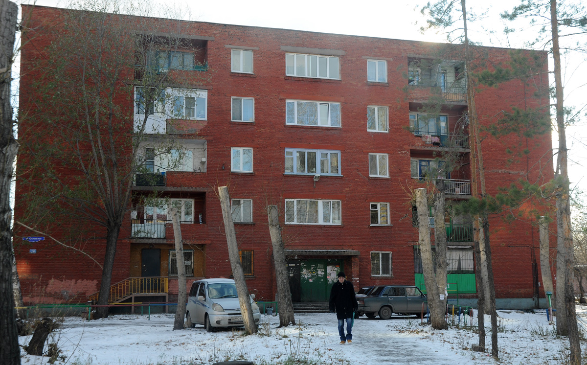 Омск, Улица Петра Осминина, 28