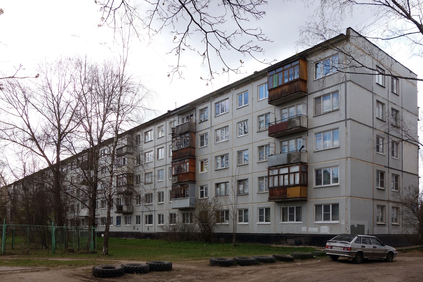 Великий Новгород, Октябрьская улица, 4 корп. 1