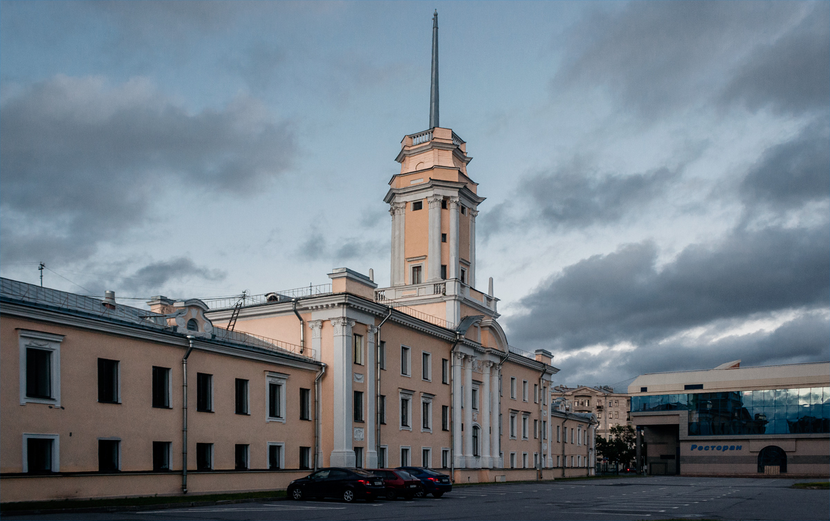 Saint Petersburg, Большой проспект В. О., 103 корп. 9