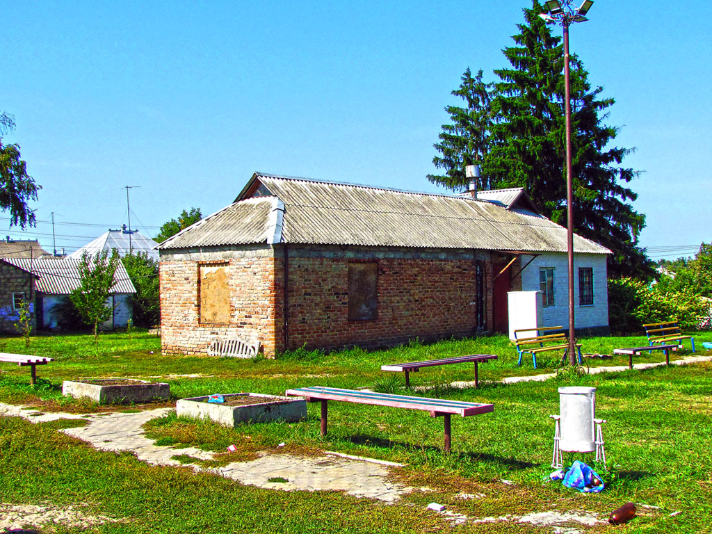 Харьковский район, прочие н.п., с. Лизогубовка, Центральная улица, 90
