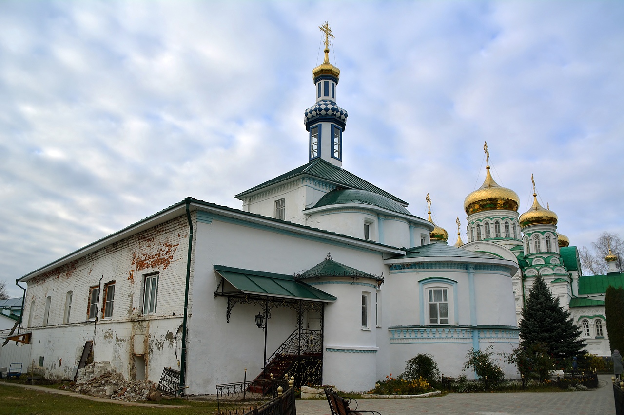 Раифа, Раифский монастырь, 4; Раифский монастырь, 2