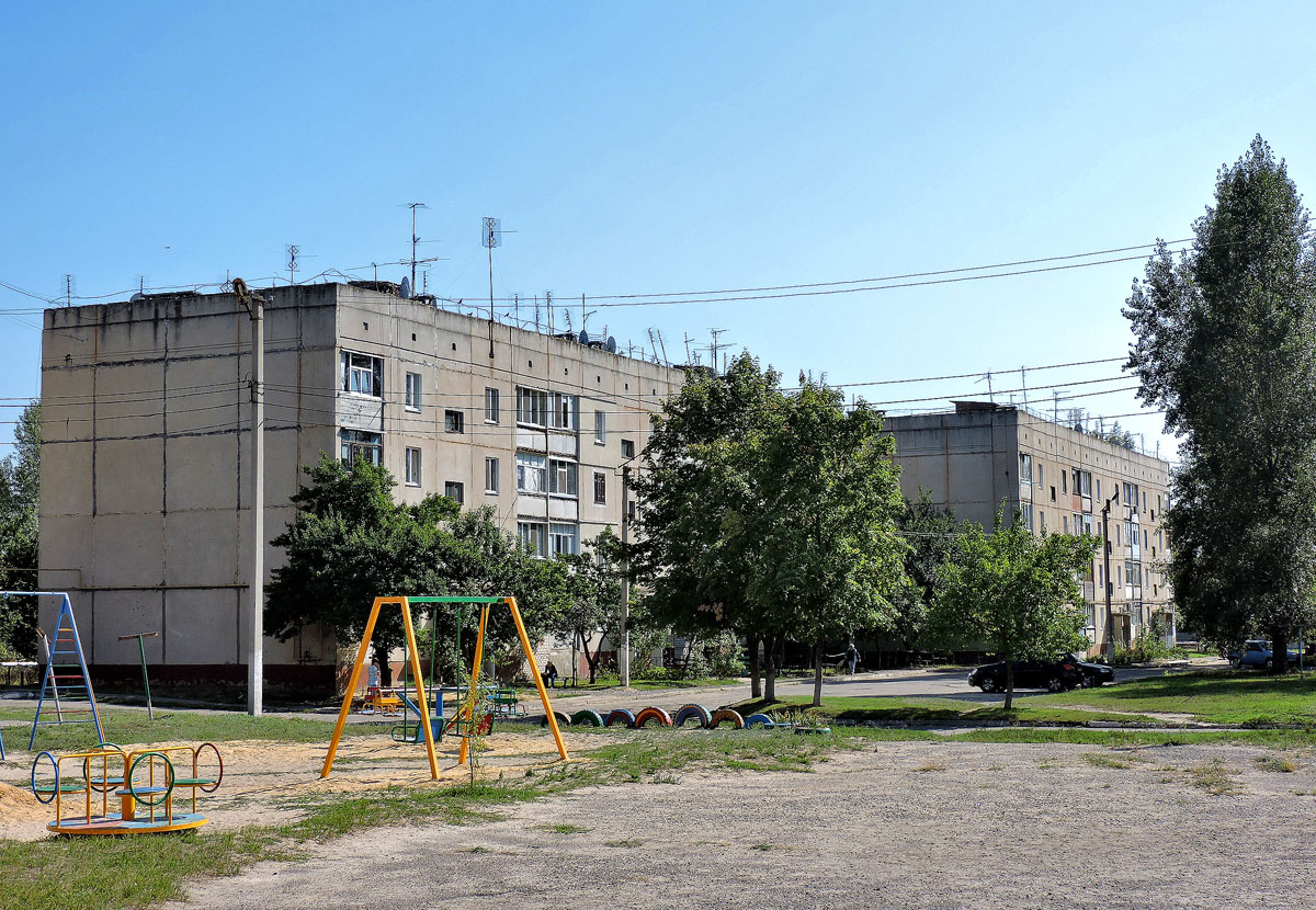 Новопокровка, Улица Весича, 3; Улица Весича, 4