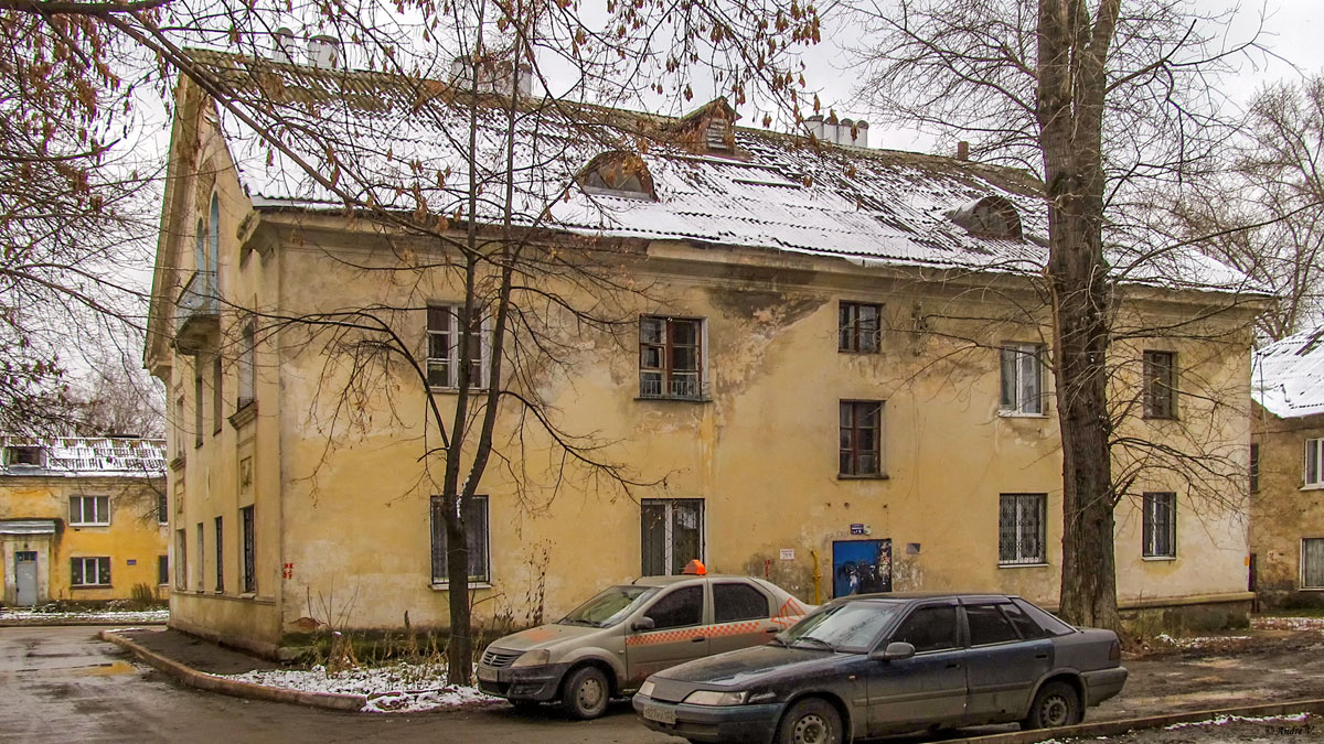 Уфа, Кремлёвская улица, 27