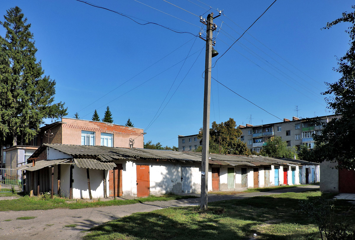 Эсхар, Улица Горького, 6*