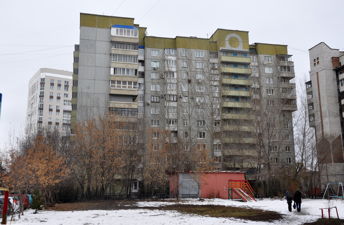 Омск, Улица Конева, 12 *; Улица Конева, 12/1