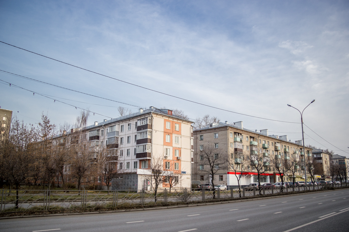 Kazan, Улица Восстания, 10; Улица Восстания, 8