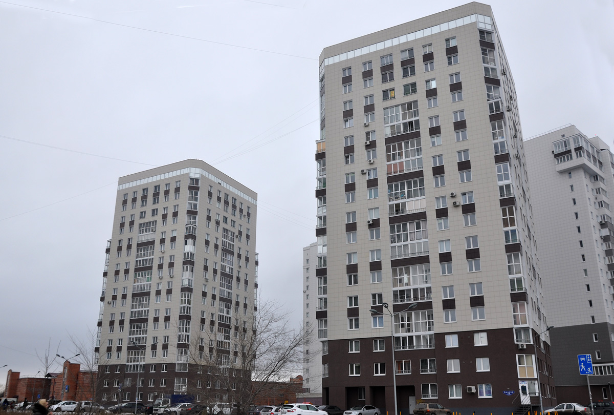Омск, Улица Конева, 10; Улица Конева, 10 корп. 1