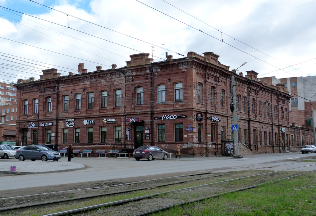 Омск, Улица Декабристов, 37 / Улица Лермонтова, 59