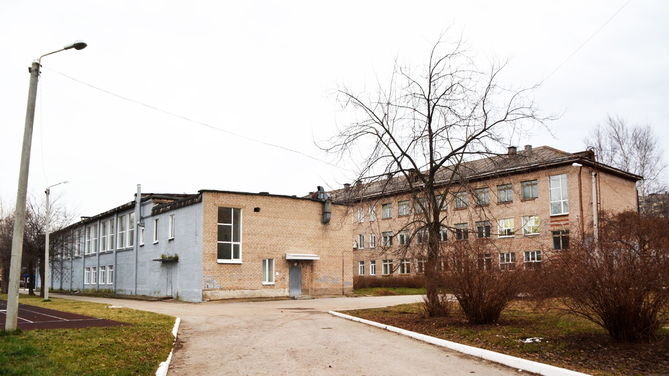 Пермь, Шоссе Космонавтов, 195 / Улица Дениса Давыдова, 8