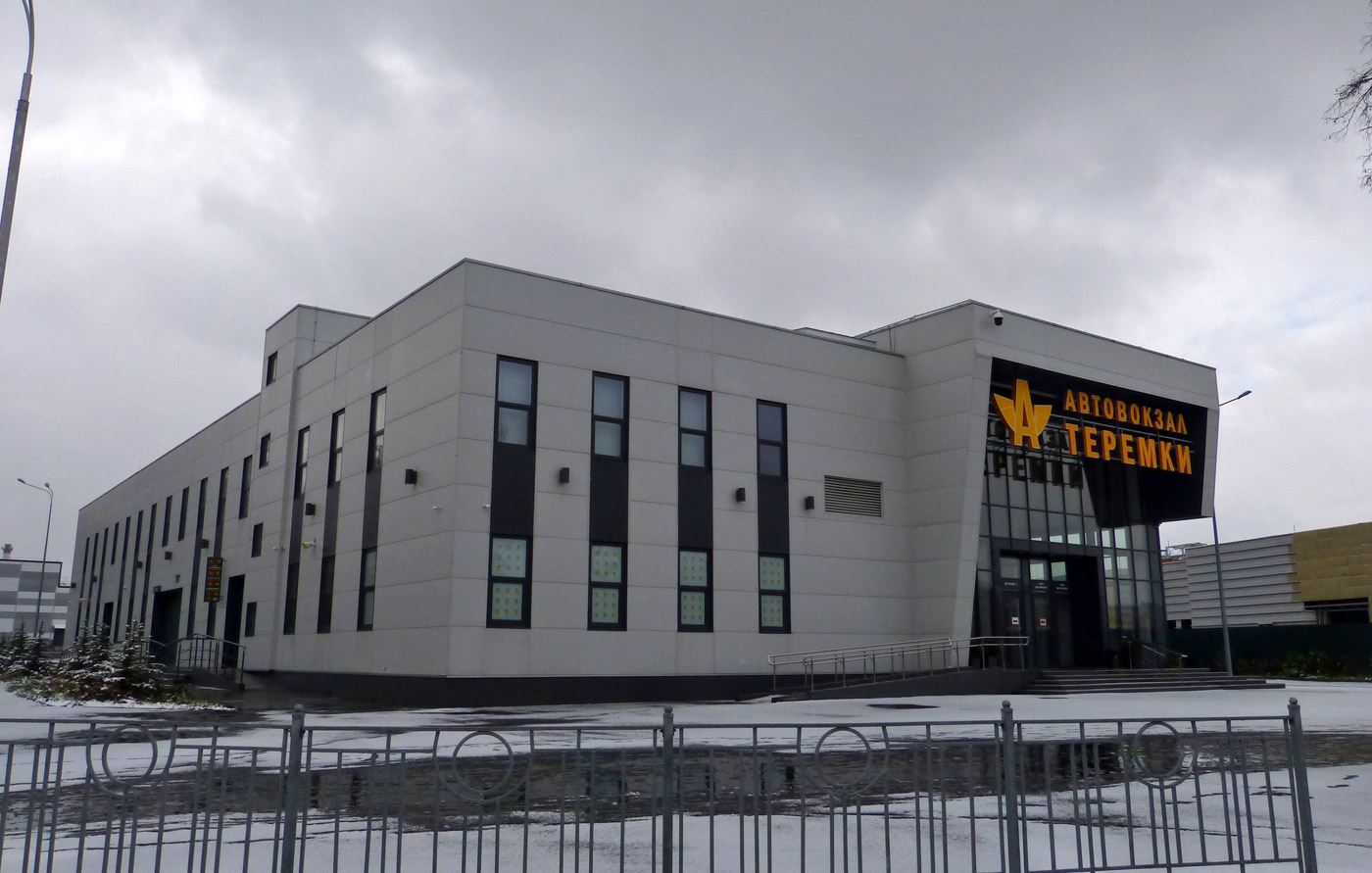 Киев, Большая Кольцевая улица, 1