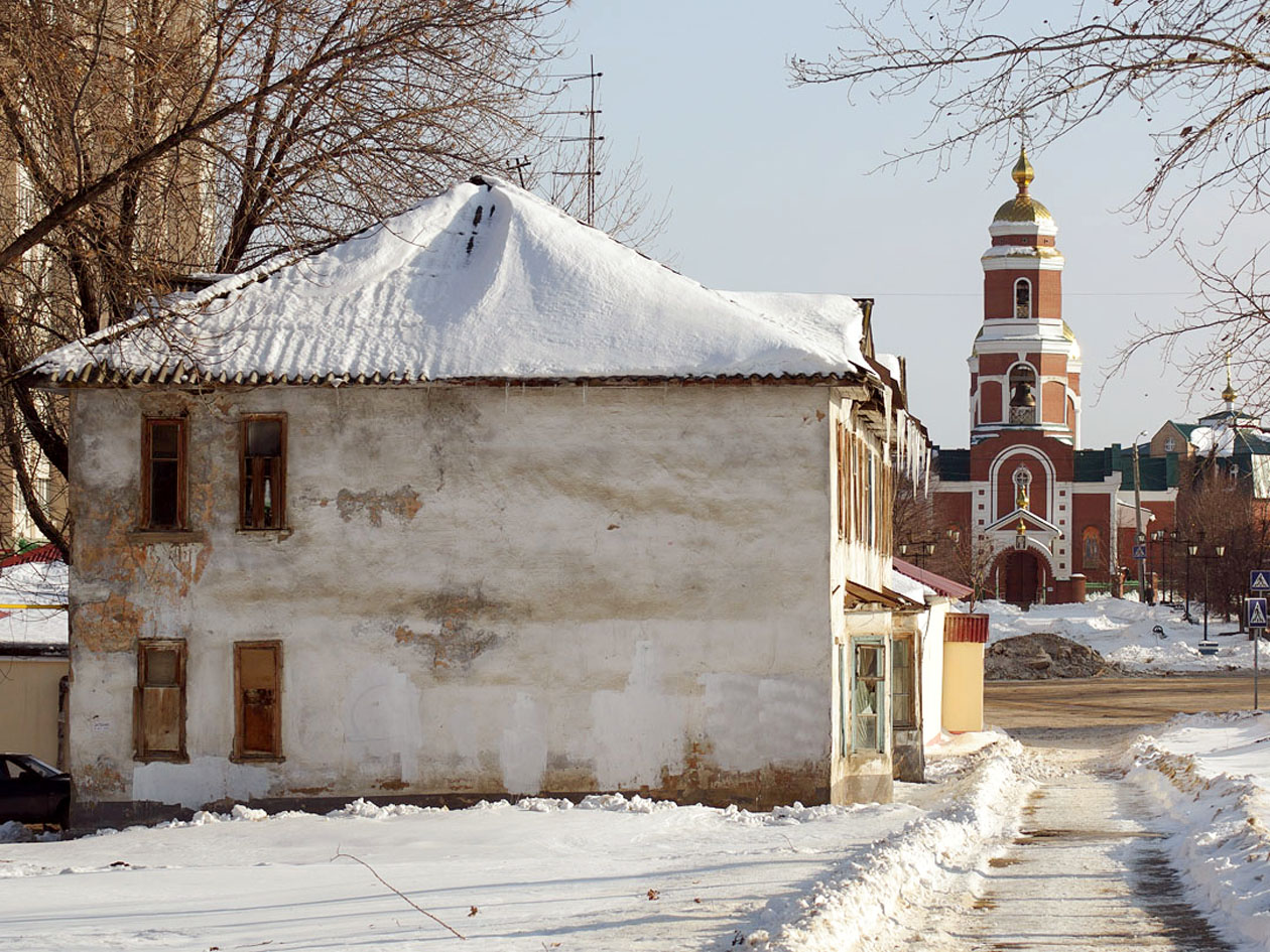 Novokuybyshevsk, Улица Горького, 11