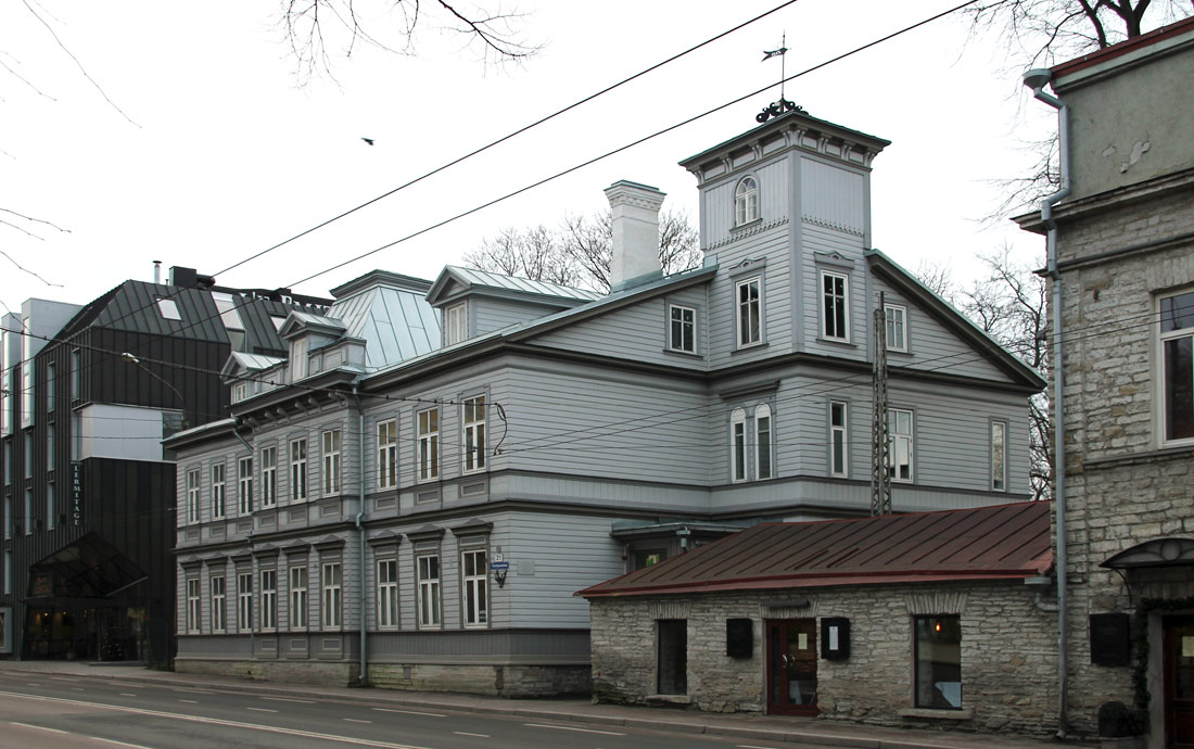 Таллин, Toompuiestee, 21