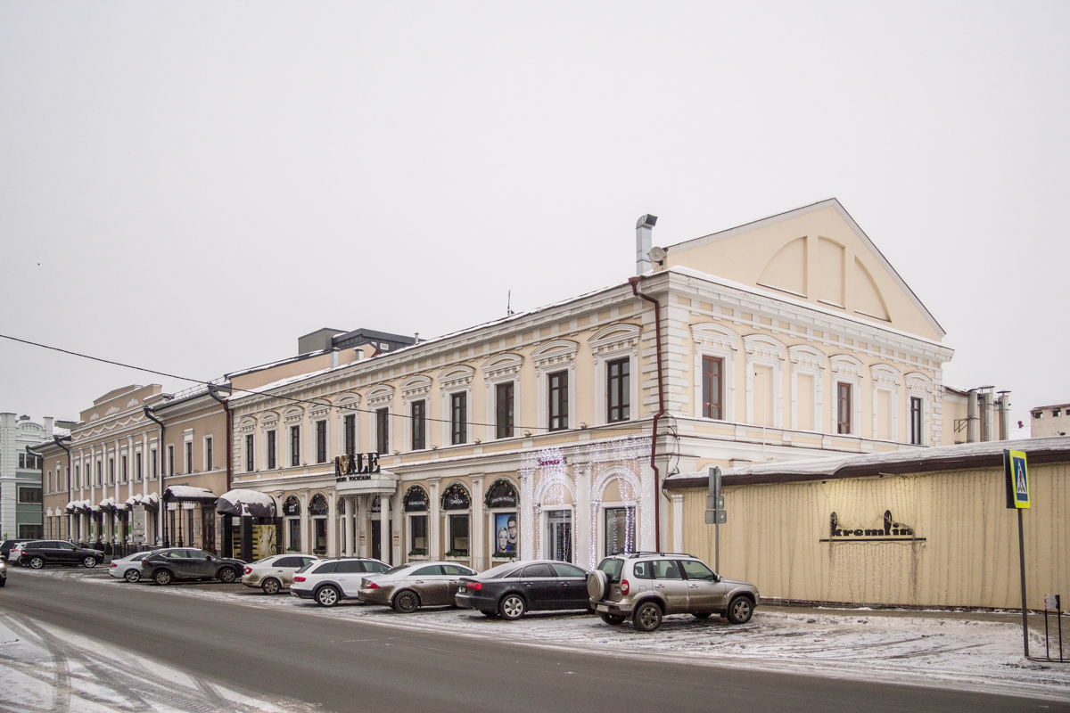 Казань, Улица Чернышевского, 10 / Профсоюзная улица, 6; Профсоюзная улица, 4