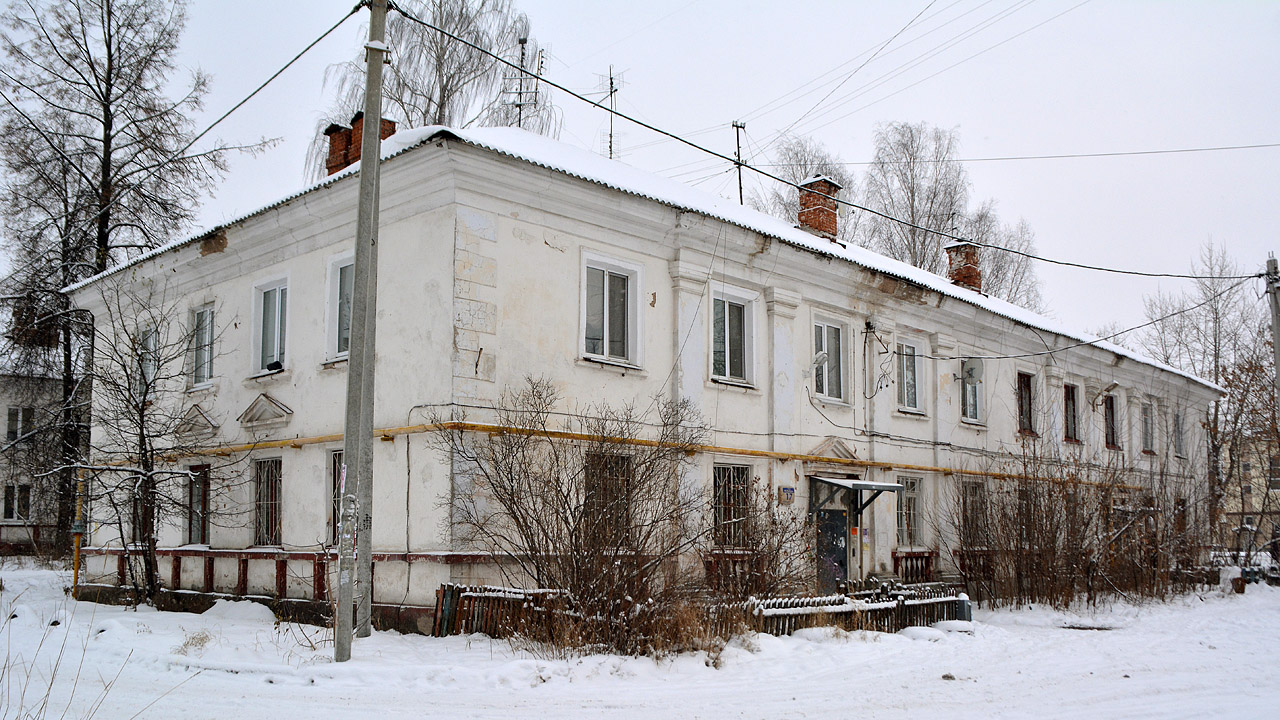 Пермь, Улица Маршала Рыбалко, 17