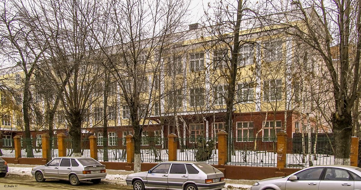 Уфа, Улица Зенцова, 51 / Улица Чернышевского, 50
