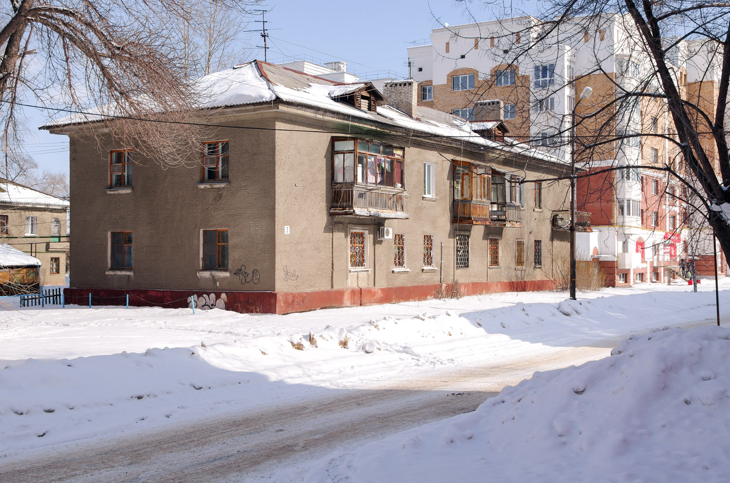 Новокуйбышевск, Советская улица, 3