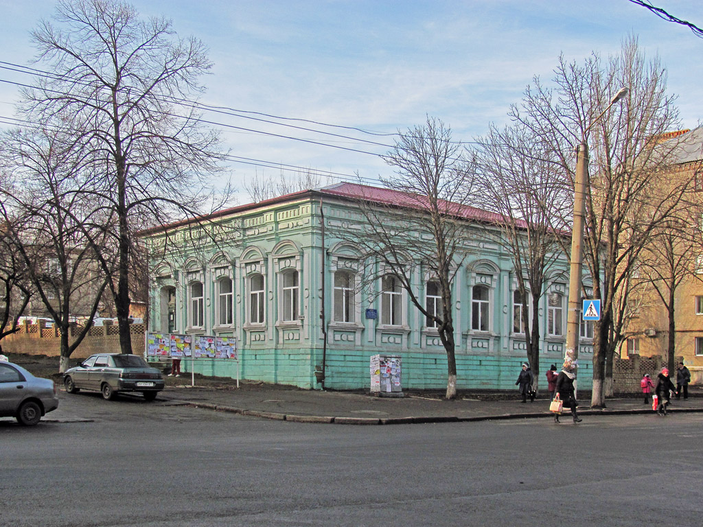 Артёмовск, Улица Лермонтова, 18