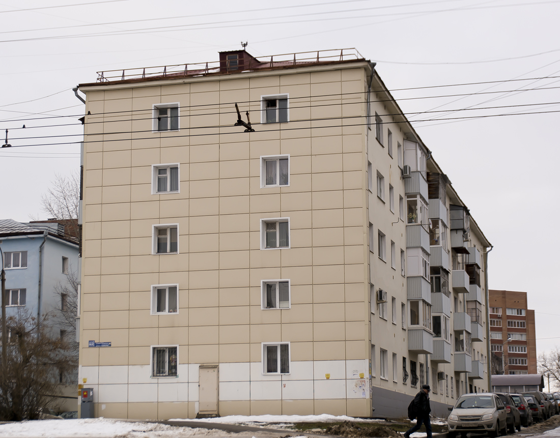 Уфа, Улица Мажита Гафури, 44/46