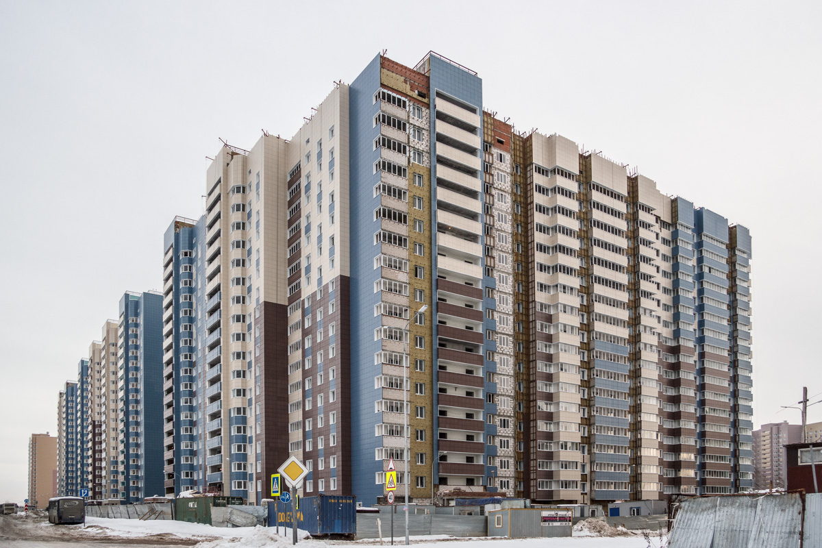 Казань, Улица Виктора Сажинова, 6 / Улица Тансык, 9