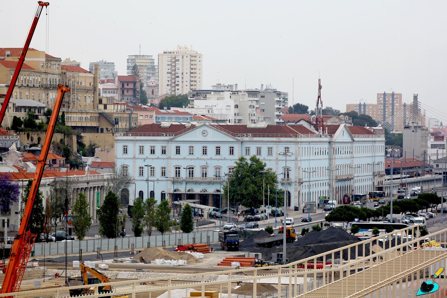 Лиссабон, Avenida Infante Dom Henrique, 1