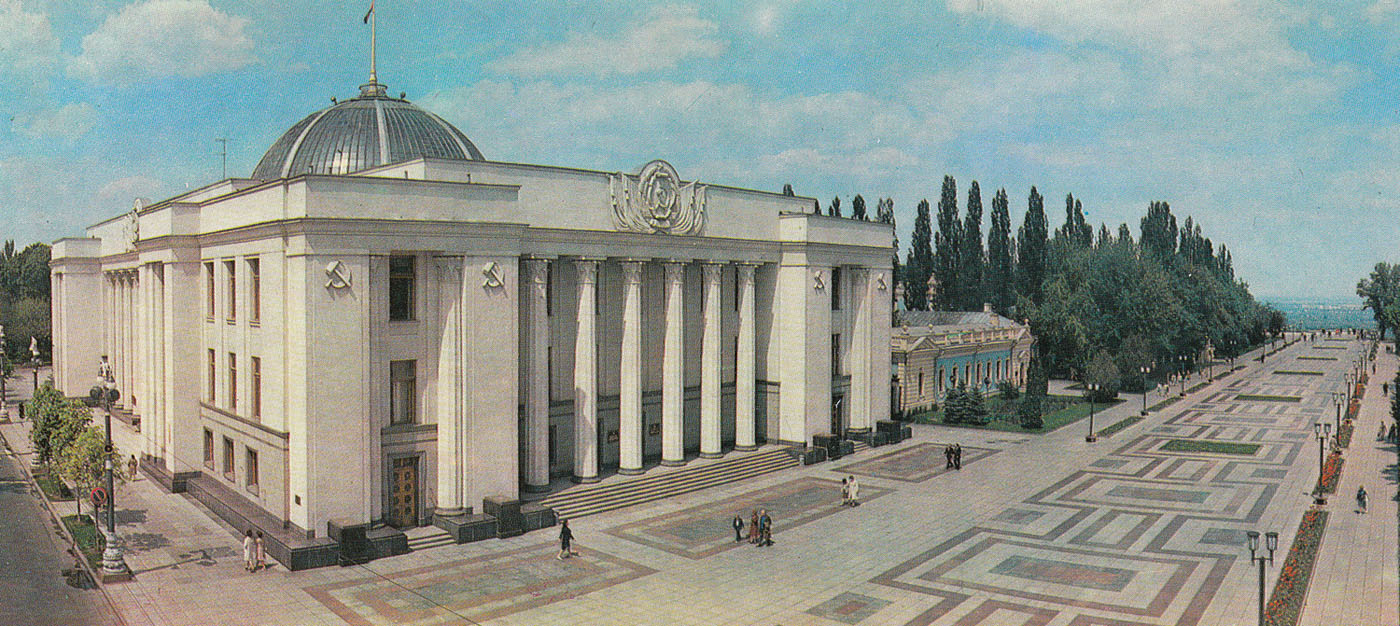 Київ, Улица Михаила Грушевского, 5