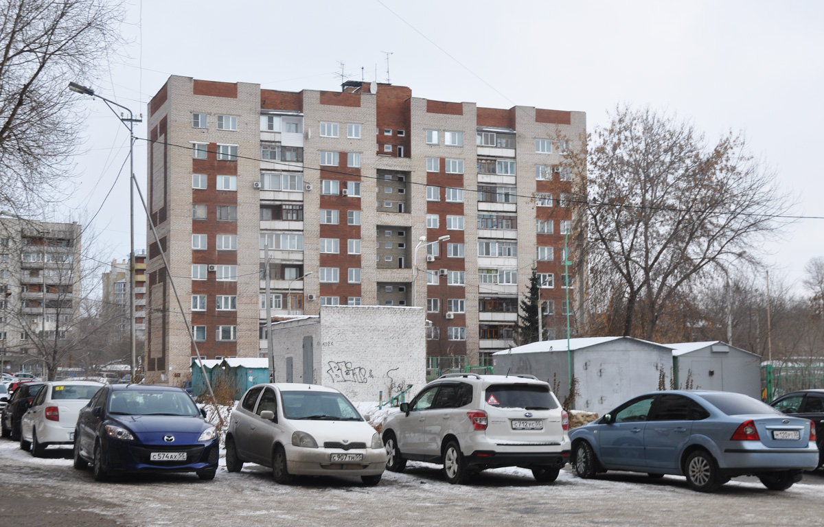 Омск, Улица Масленникова, 62 *; Улица Масленникова, 62/1