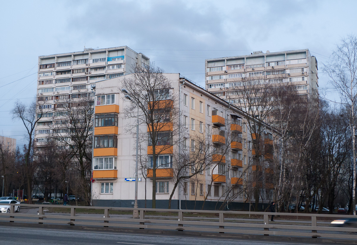 Москва, Аминьевское шоссе, 18 корп. 1
