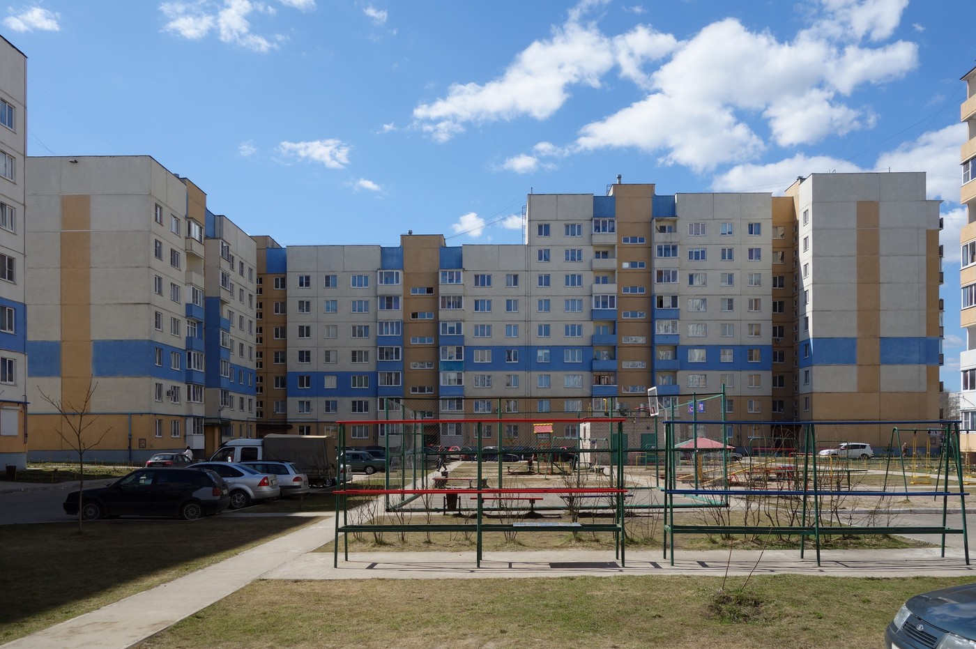 Великий Новгород, Шелонская улица, 1А; Волотовская улица, 7 корп. 3