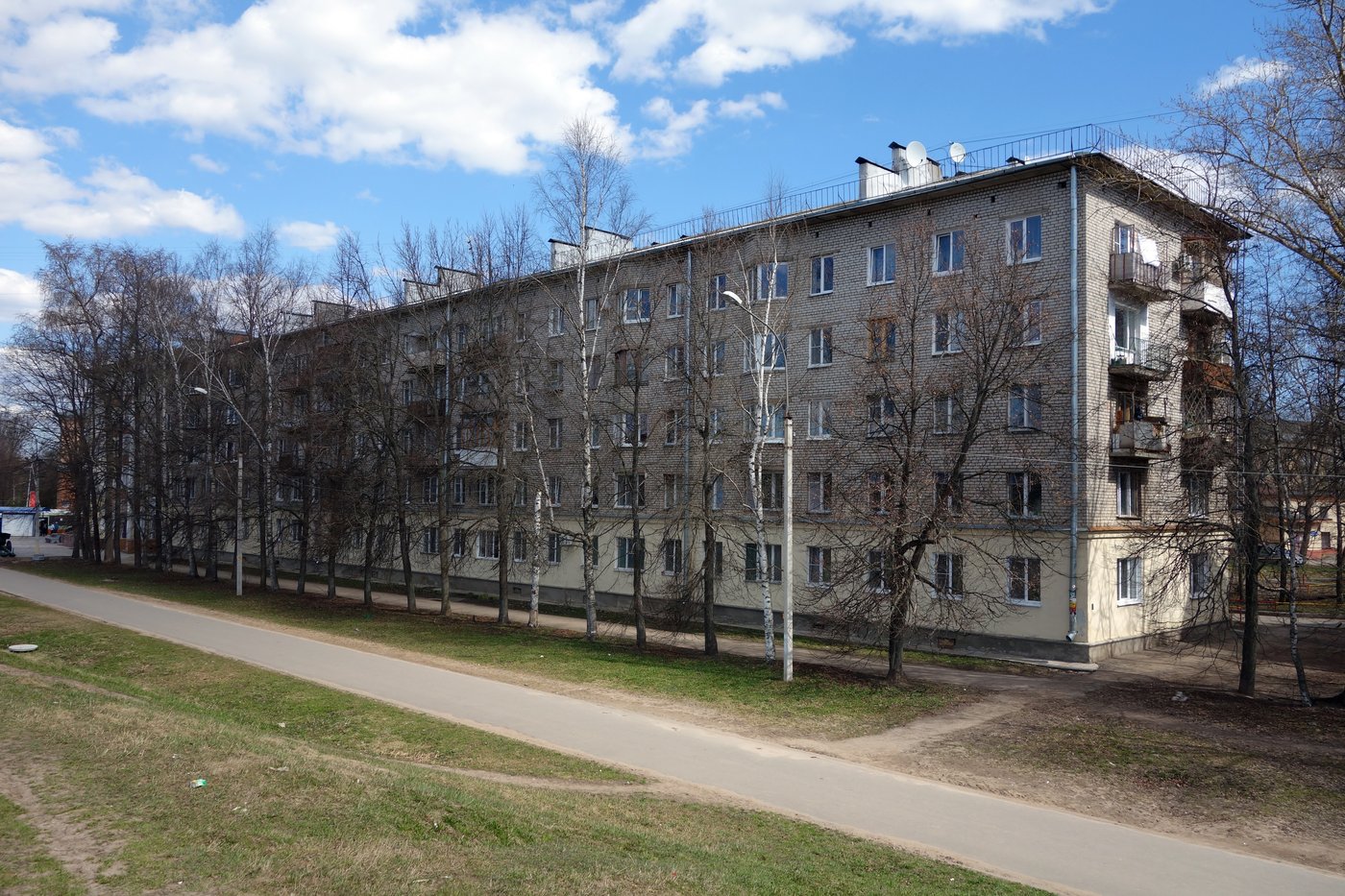 Великий Новгород, Улица Чудинцева, 11 / Улица Черняховского, 62