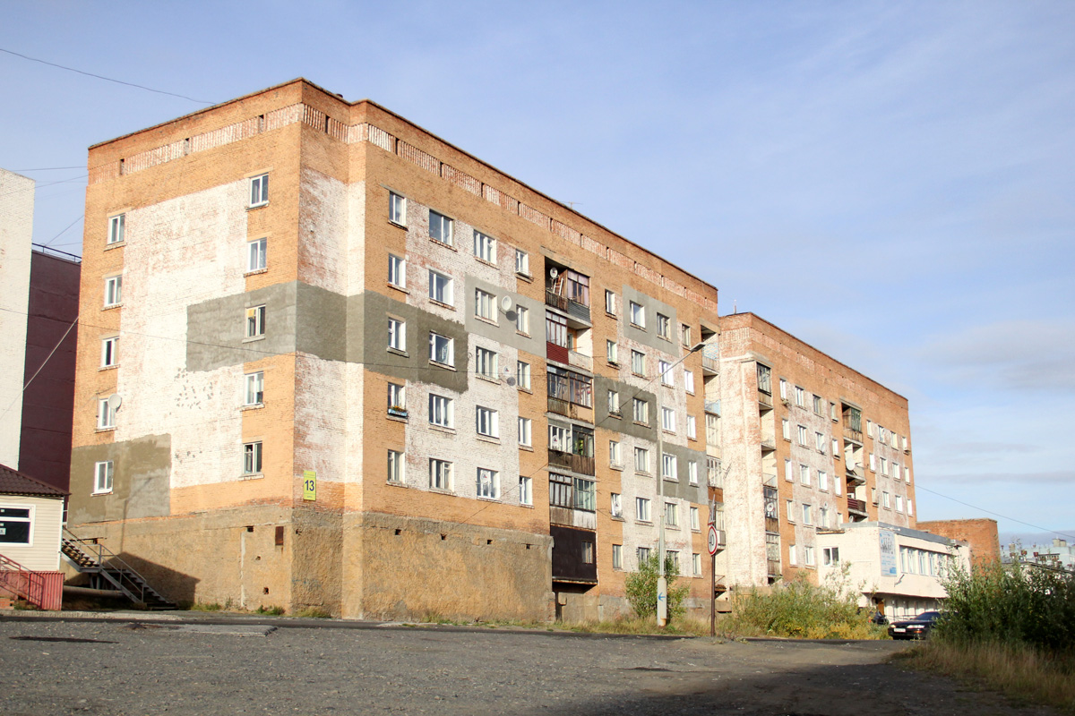 Дудинка, Улица Щорса, 13