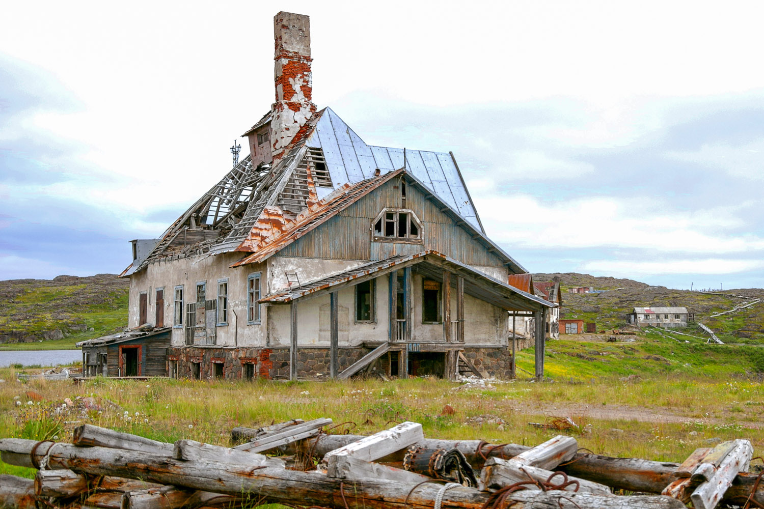 Кольский район, прочие н.п., пос. Дальние Зеленцы, Улица Камшилова, 4