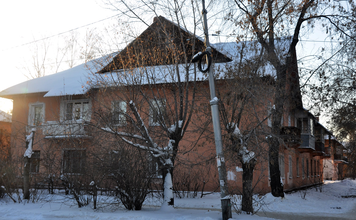 Омск, Улица XX Партсъезда, 25 / проспект культуры, 21