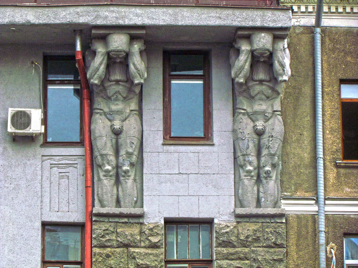 Харкiв, Павловская площадь, 10