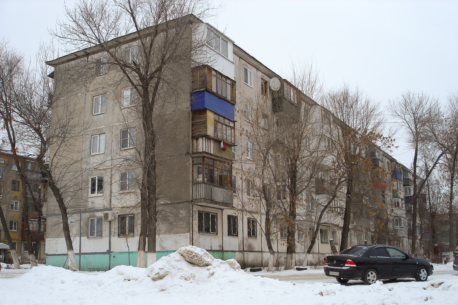 Novokuybyshevsk, Улица Дзержинского, 25