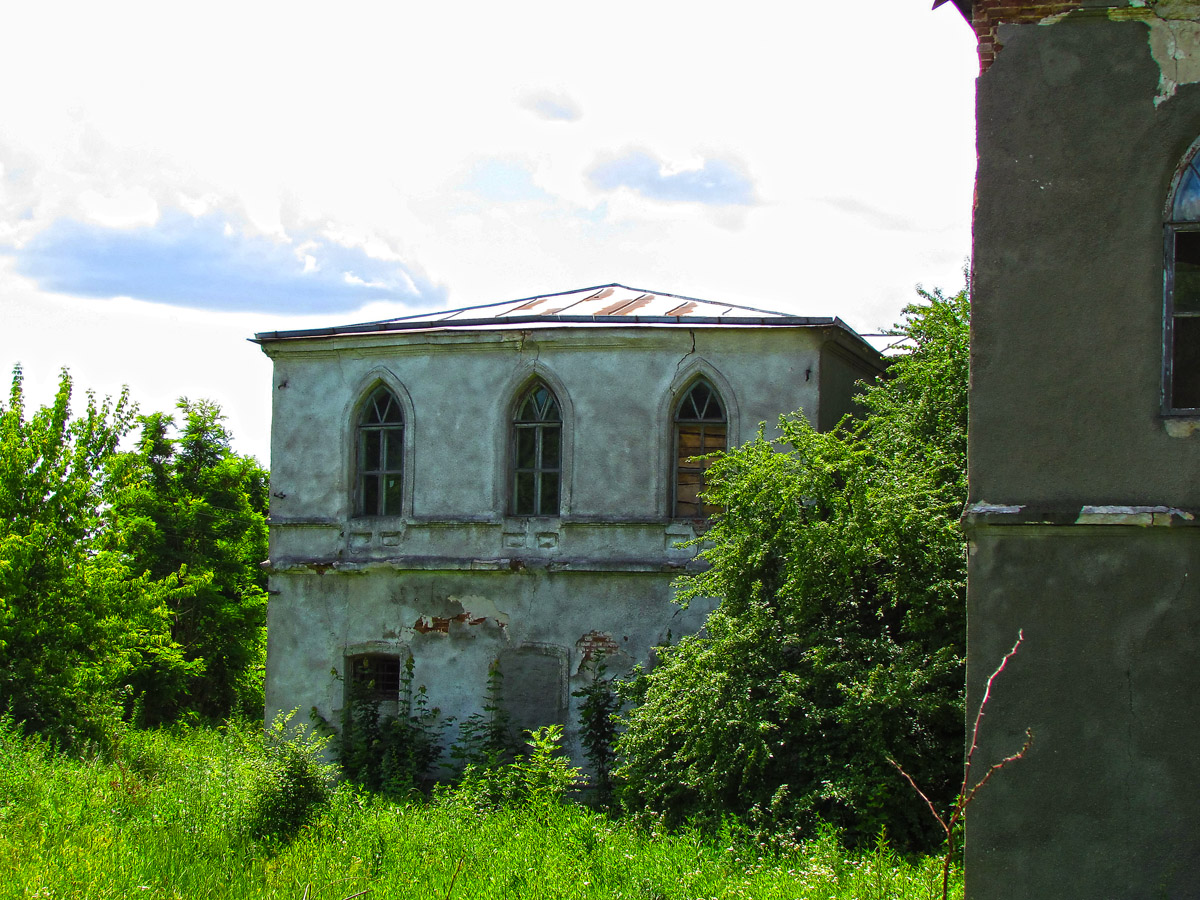 Люботин, Улица Хижного, 16