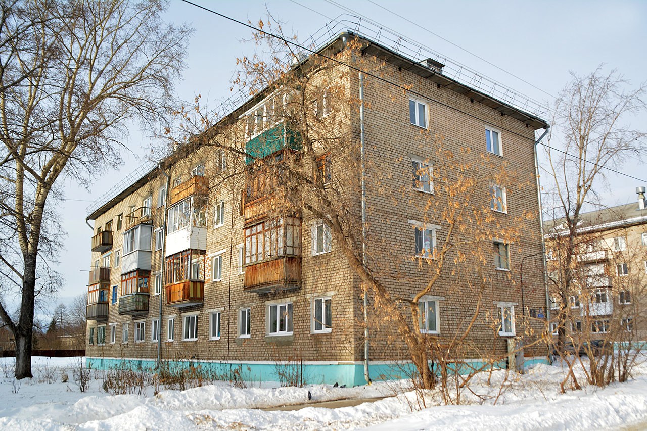 Звёздный, Школьная улица, 11